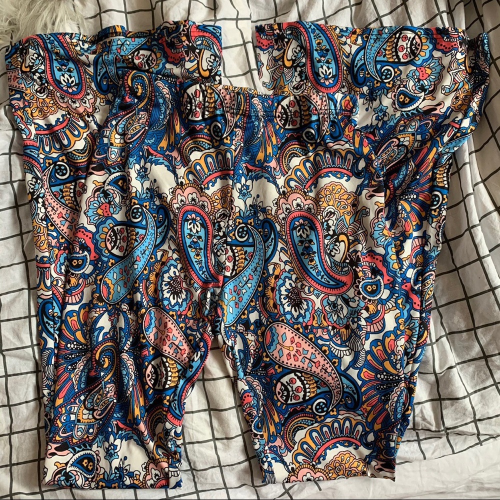 funky flare hippie pants (bell bottoms)